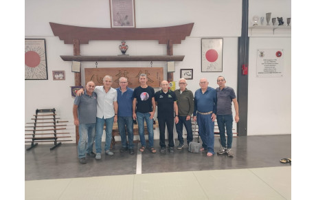 DIMANCHE 13 OCTOBRE STAGE DE JUGES DE KATAS A PERNES LES FONTAINES